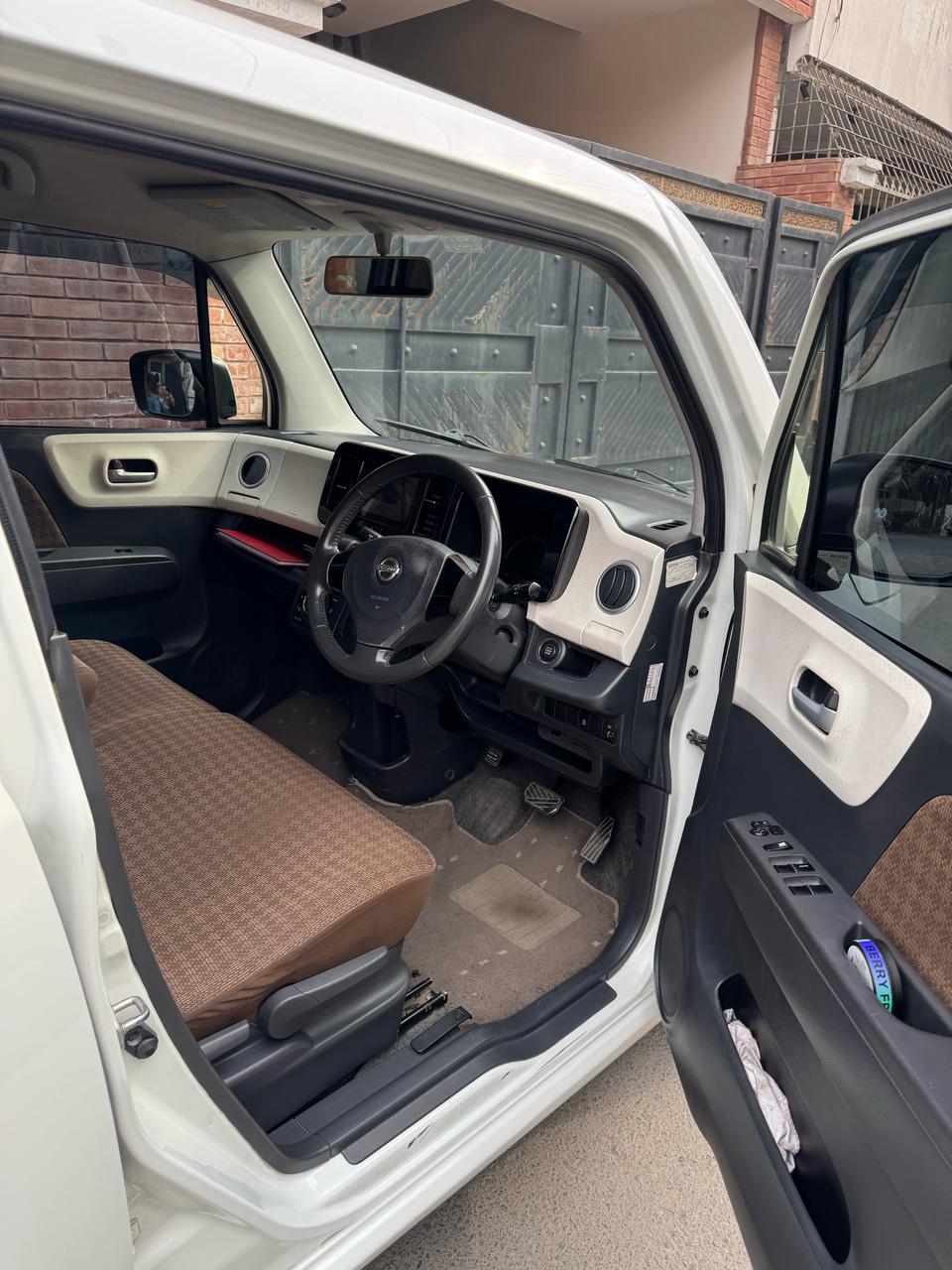 Nissan moco 2015/19