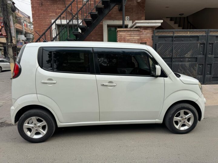 Nissan moco 2015/19