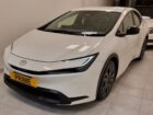 Toyota prius hybrid 1.8 X 2024