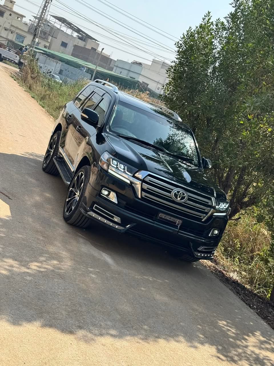 Toyota Land cruiser AXG 2013