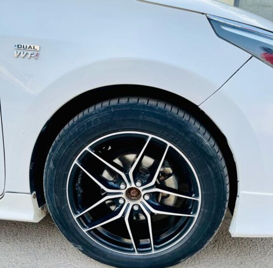 Toyota Grandi 1,8 2016