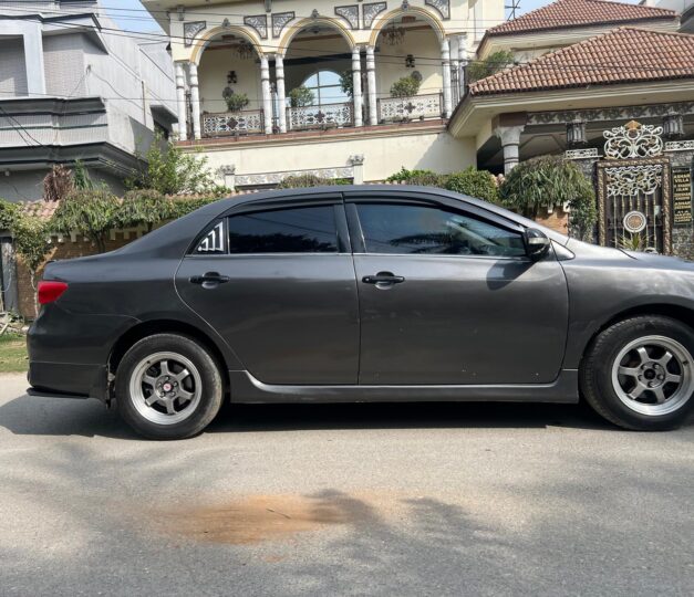 Toyota Altis 1.8 2011