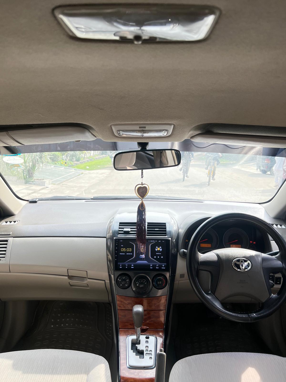 Toyota Altis 1.8 2011