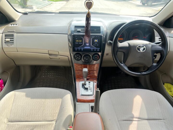 Toyota Altis 1.8 2011