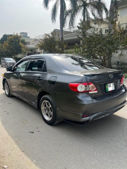 Toyota Altis 1.8 2011