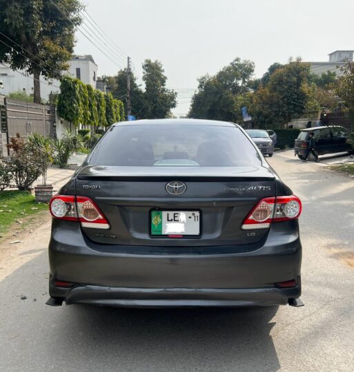 Toyota Altis 1.8 2011