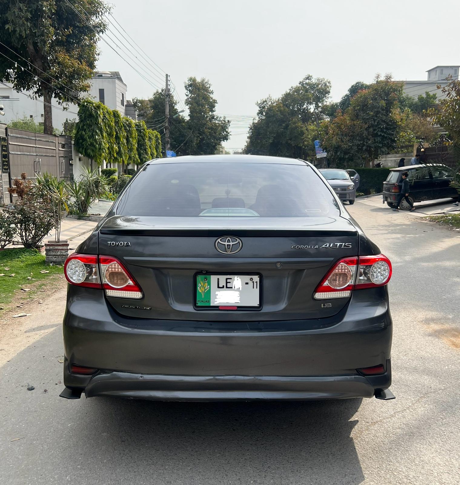 Toyota Altis 1.8 2011