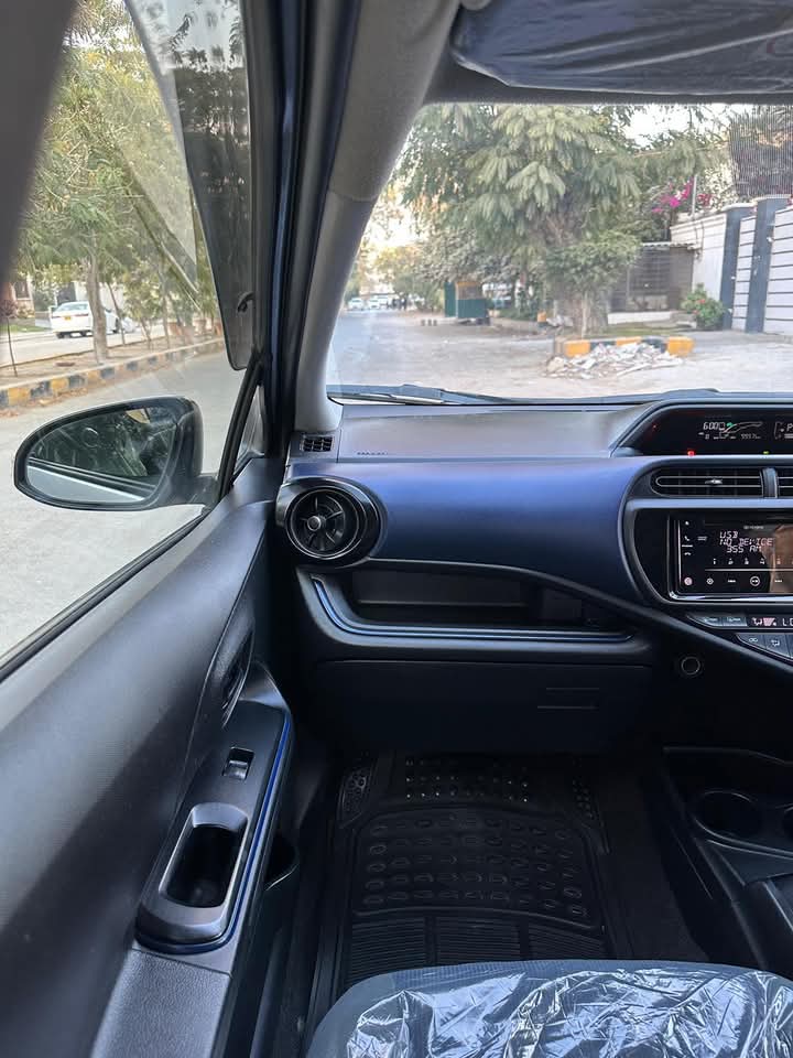 TOYOTA AQUA S 2015/19