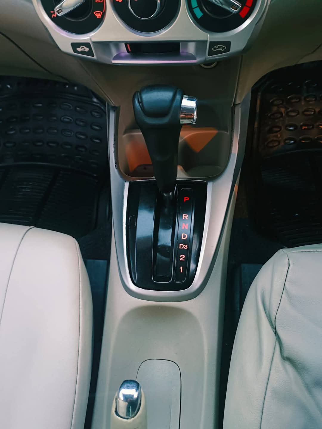 Honda City Aspire 1.5 I-VTEC 2014