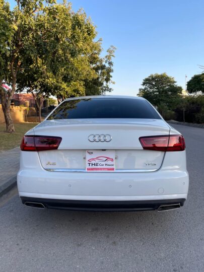 AUDI A6 TFSI(2015)