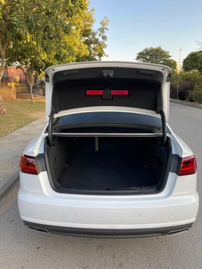 AUDI A6 TFSI(2015)