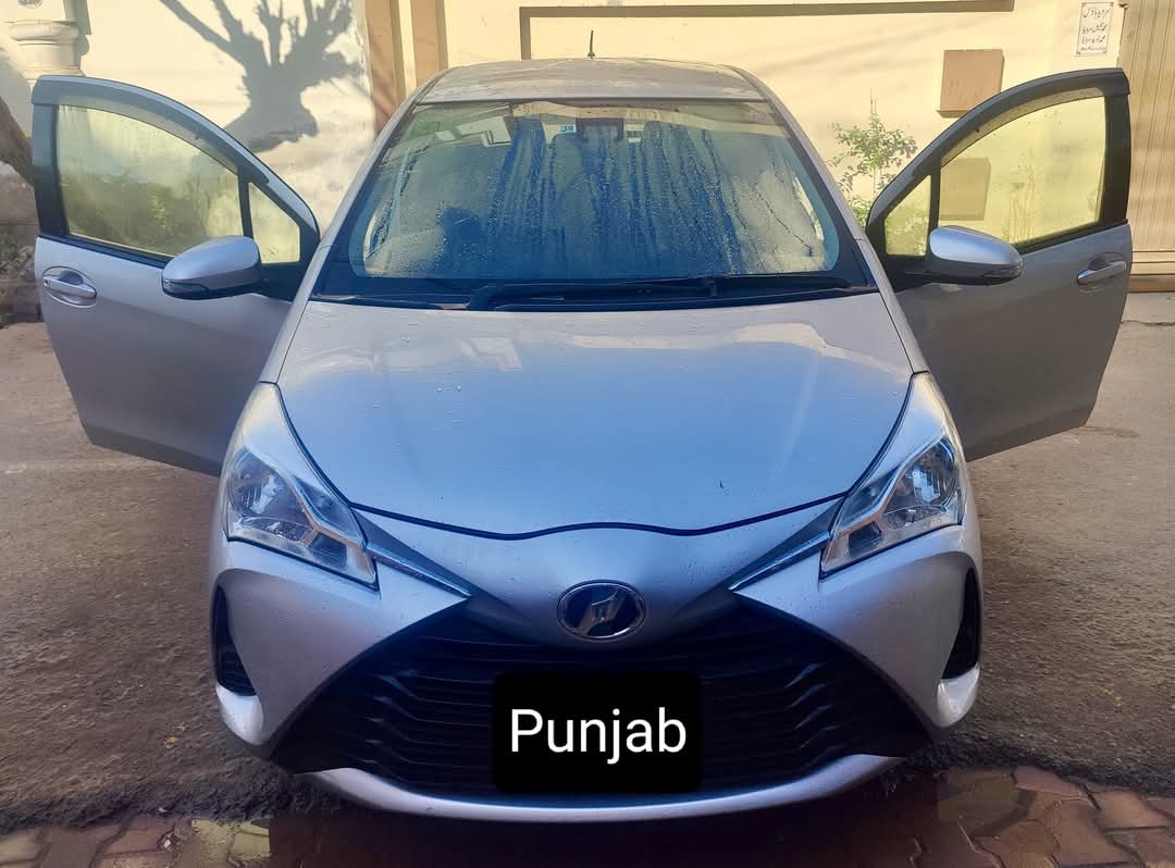 TOYOTA VITZ(2017)