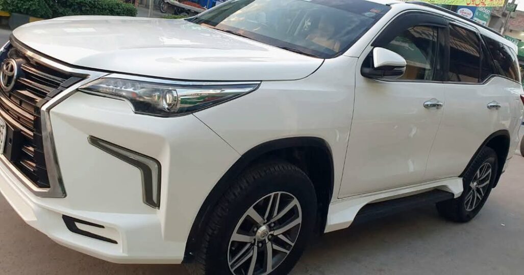 TOYOTA FORTUNER V 2.7(2019)