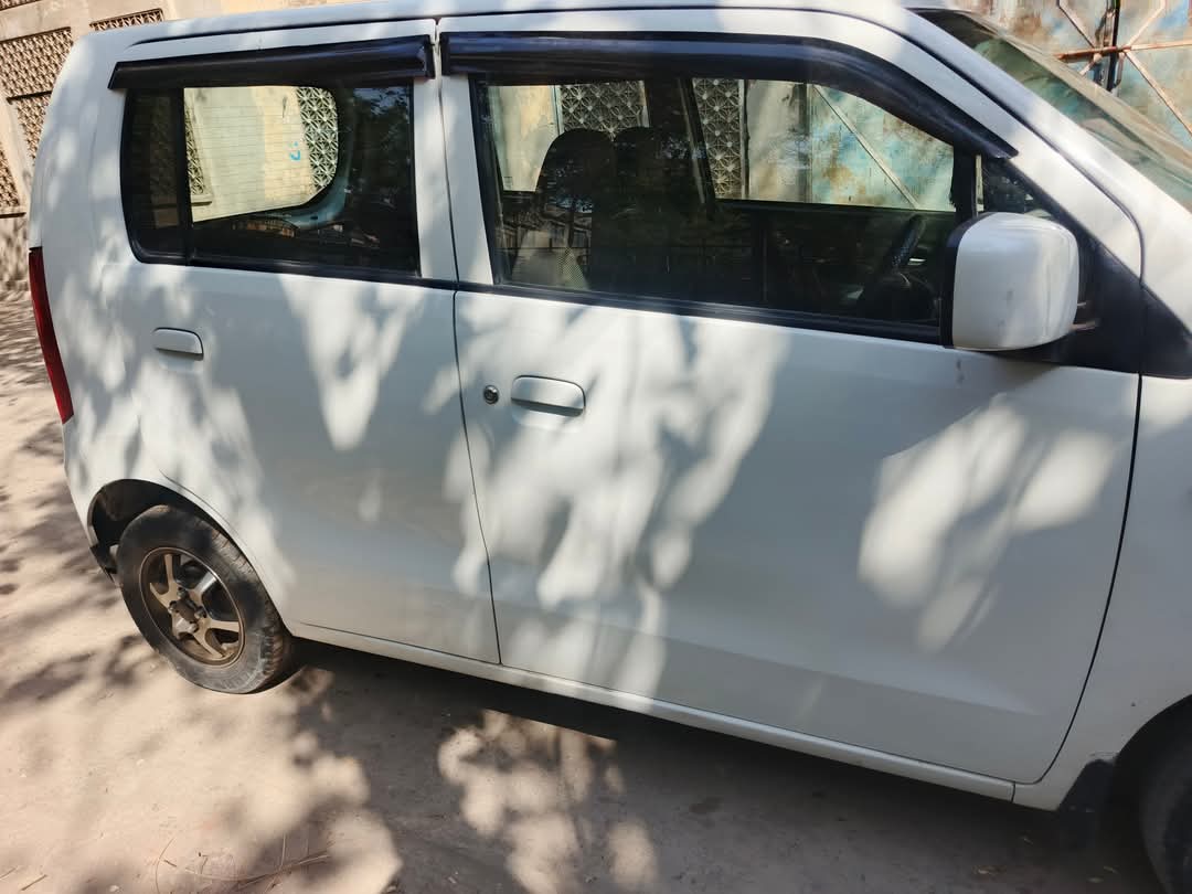 SUZUKI WAGON R VXL (2019)