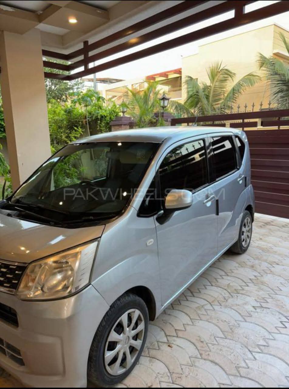 Daihatsu move X (2015)