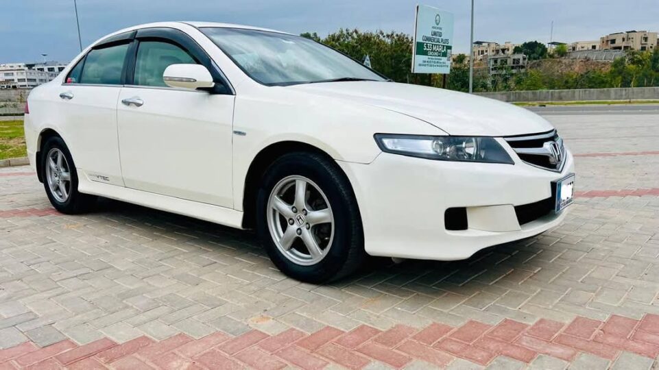 Honda Accord CL-7 (2006)