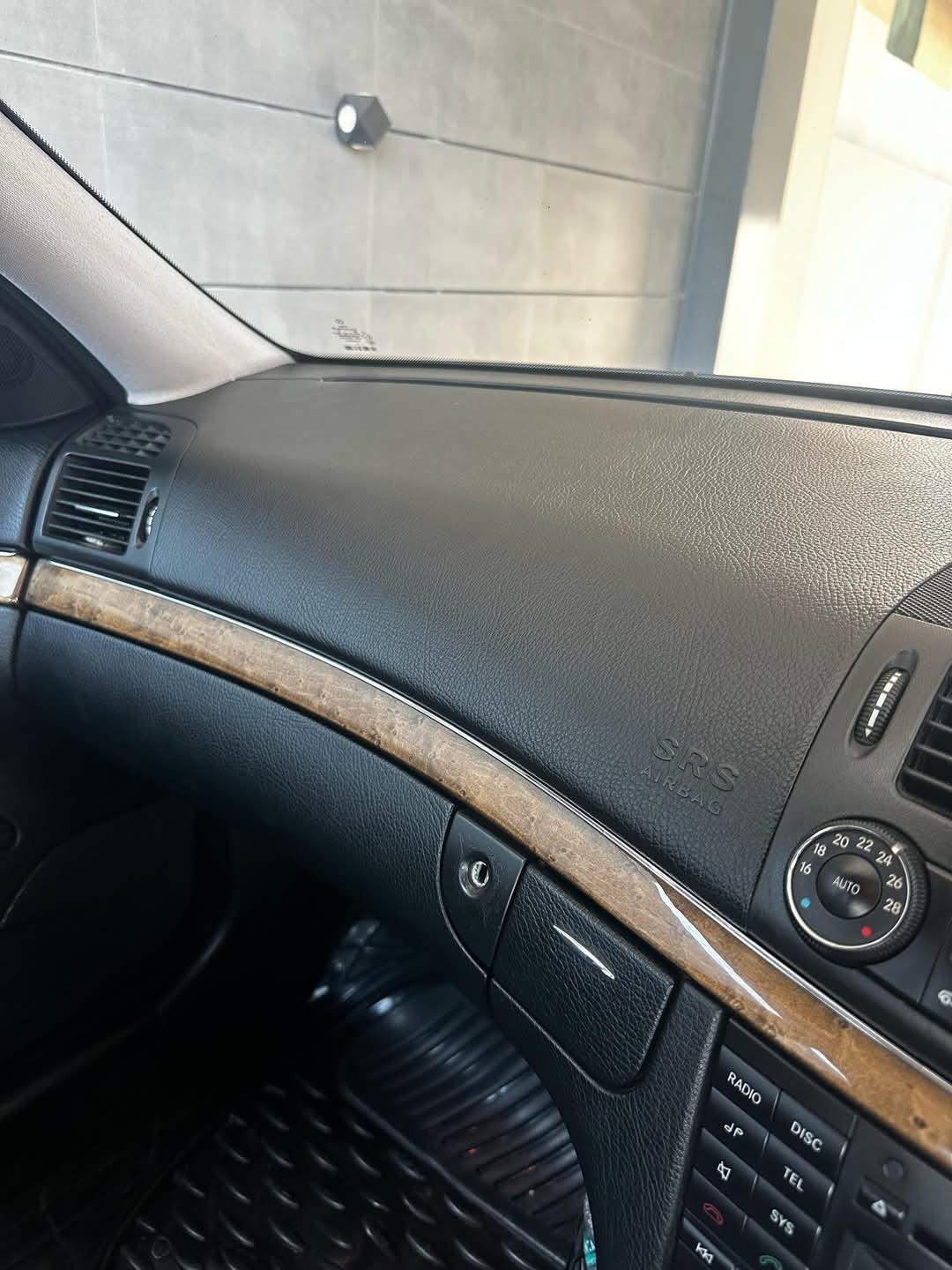 Mercedes Benz E Class (2008)