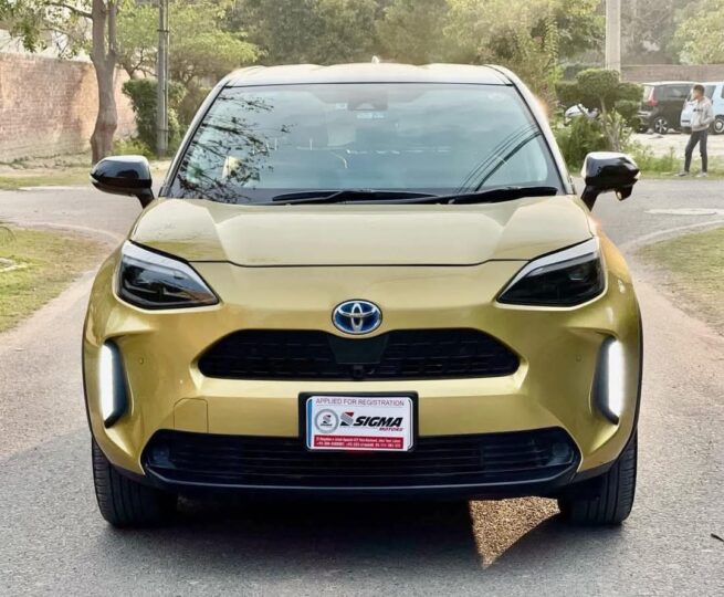 Toyota Yaris Cross E-Four(2021)