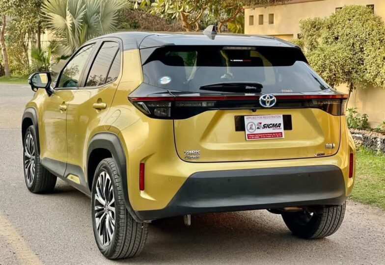Toyota Yaris Cross E-Four(2021)