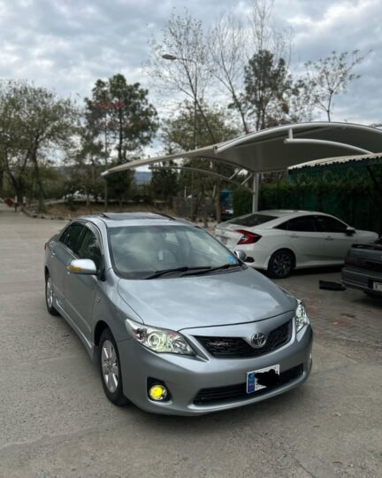 TOYOTA Altis SR (2012)