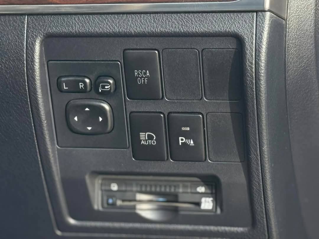 LAND CRUISER ZX (2016)