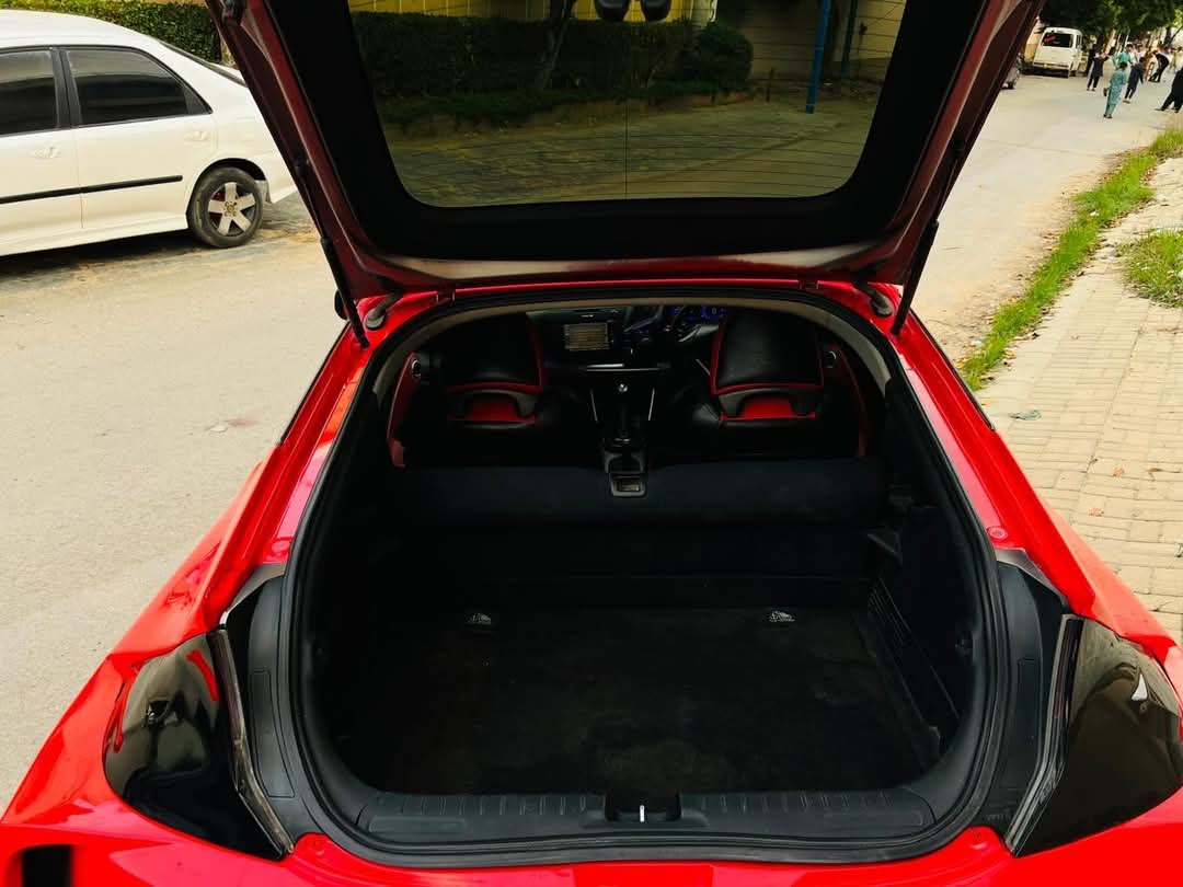 HONDA CR-Z (2010)