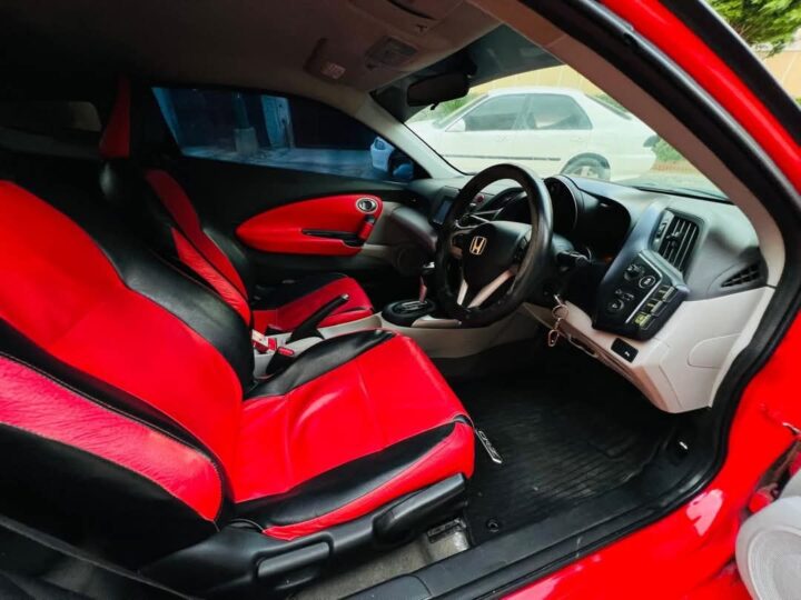 HONDA CR-Z (2010)