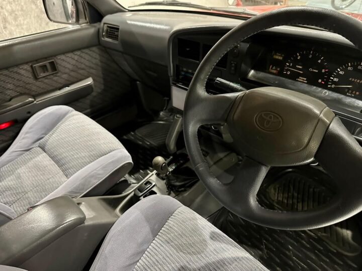 HILUX SURF SSR-G(1991)