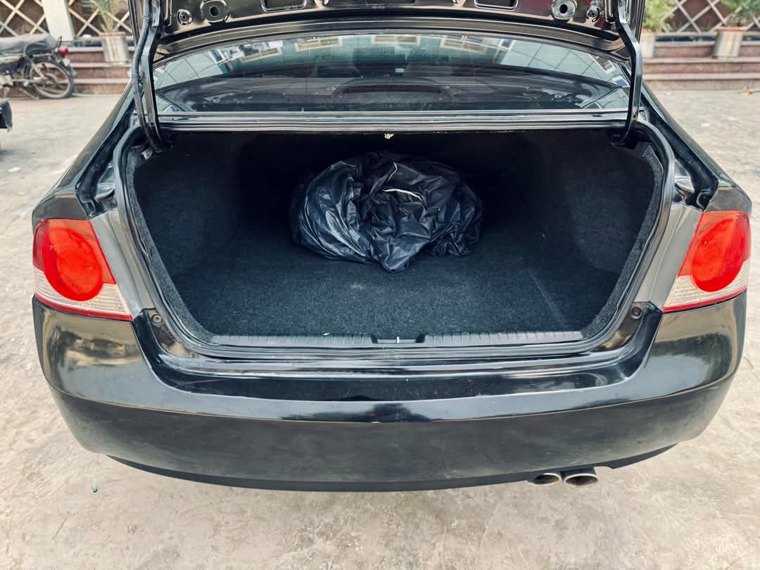 Honda CIVIC REBORN UG (2011)