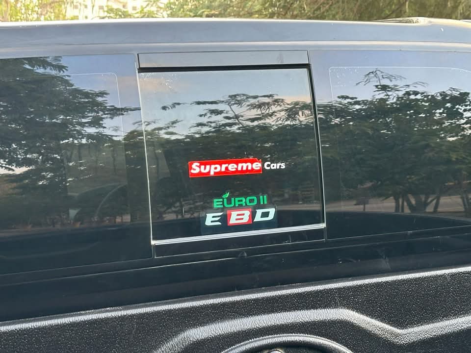 TOYOTA HILUX REVO V 2017