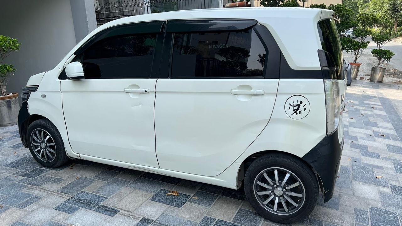 Honda N wogen 2014/17