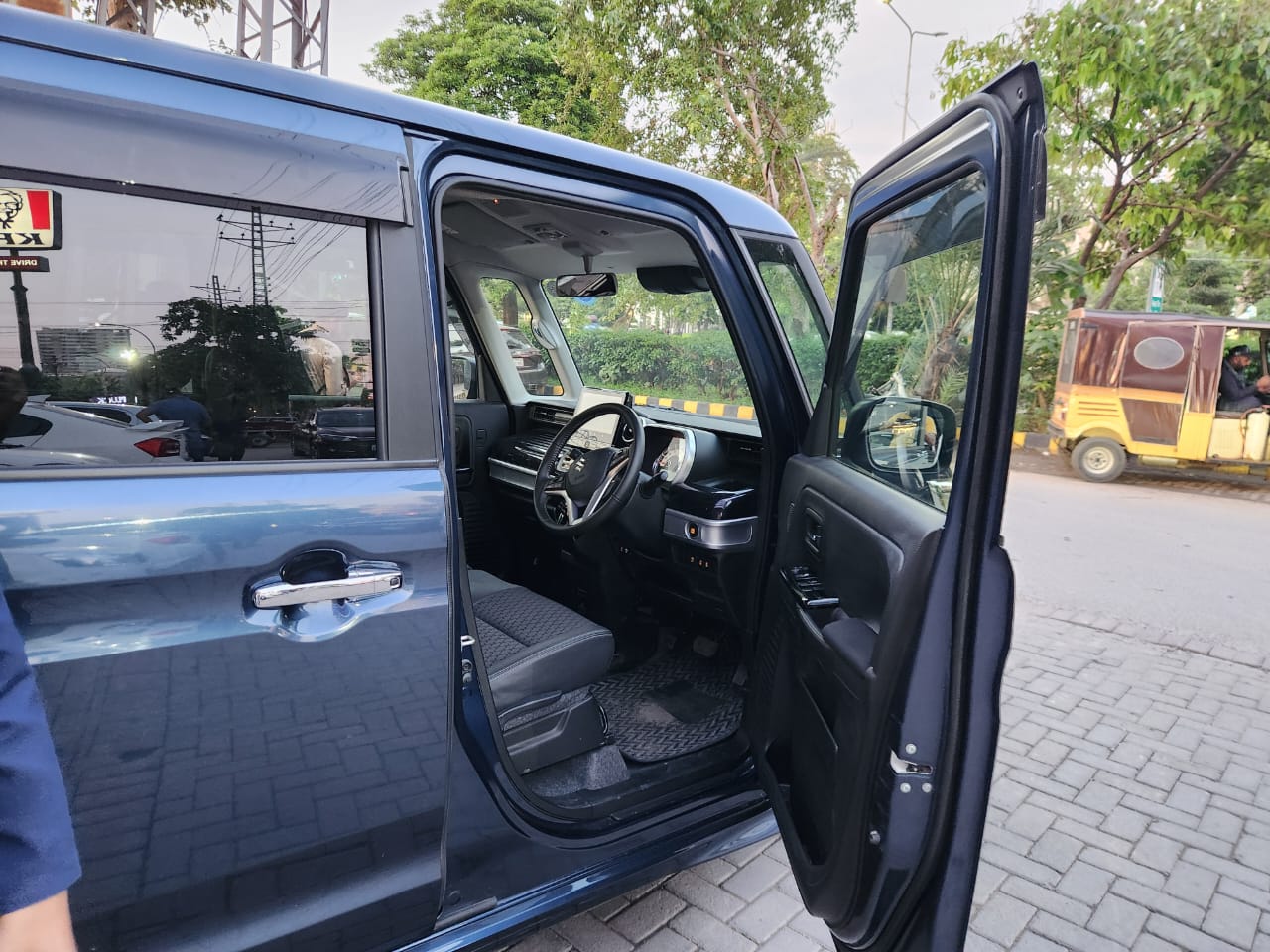 Suzuki Spacia Hybrid custom 2023/25