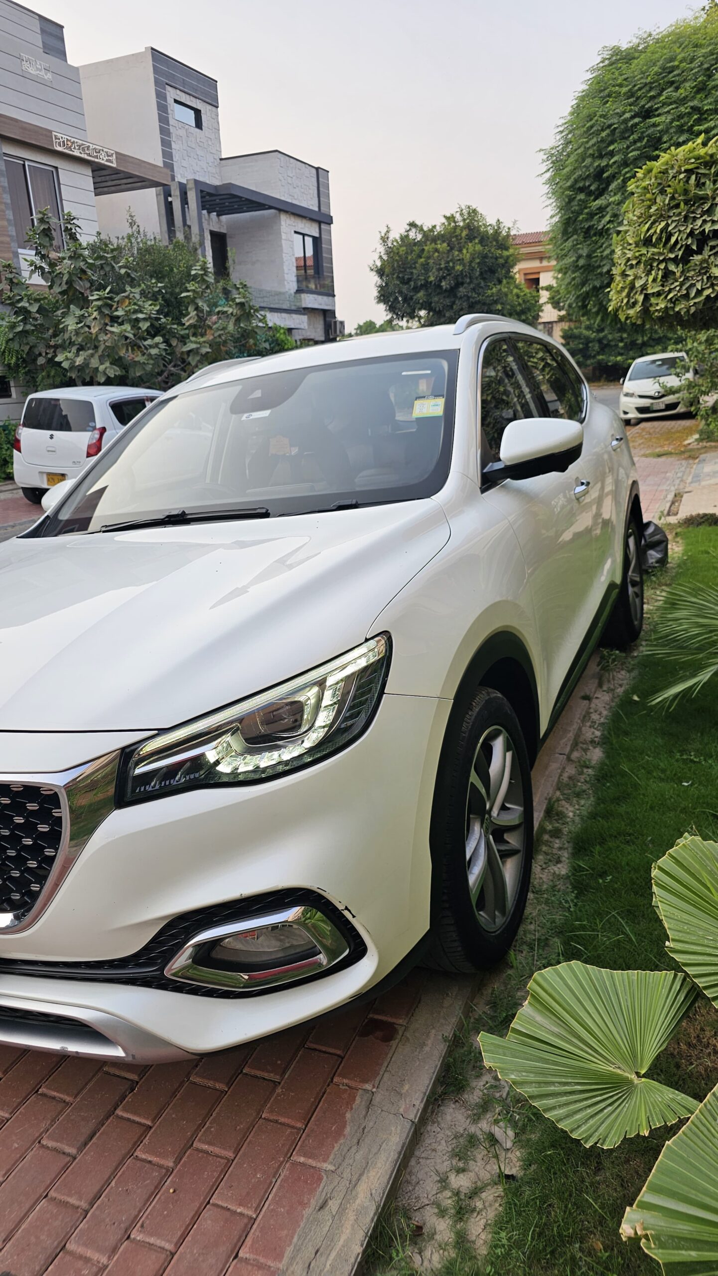 MG HS 2021